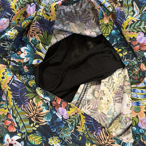 Onia Liberty Charles Shorts Liberty Botanical art fabrics swim mesh lined XXL - Picture 6 of 6